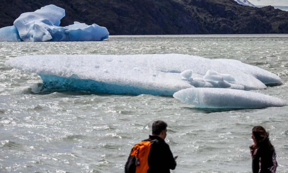 Fotografía de archivo de un glaciar en la región de Magallanes en el extremo sur de Chile. EFE/JOEL ESTAY