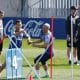 - El delantero del Atlético de Madrid Antoine Griezmann (c) junto a su compañero Koke Resurrección (2i) entrena en la Ciudad Deportiva del club en Majadahonda, este viernes. El equipo prepara su próximo partido de LaLiga EA Sports contra el Real Oviedo de este sábado. EFE/ Javier Lizón