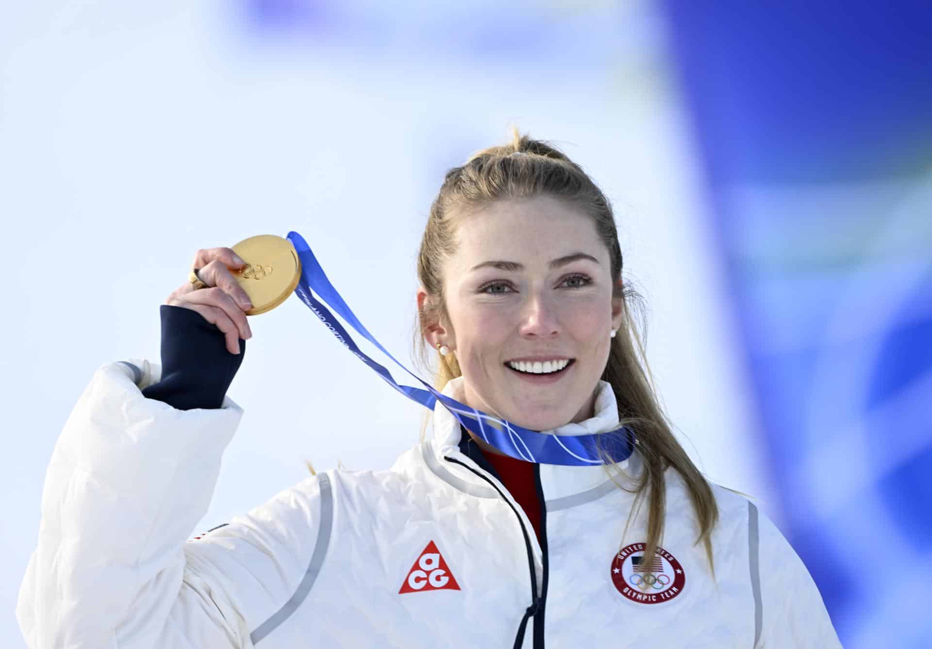 CORTINA D'AMPEZZO (Italia), 18/02/2026.- La estadounidense Mikaela Shiffrin, posiblemente la mejor esquiadora de todos los tiempos, que hizo, al fin, buenos los pronósticos al imponerse este miércoles en el eslalon de esquí alpino de los Juegos de Milán-Cortina d'Ampezzo (Italia), EFE/EPA/DANIEL DAL ZENNARO