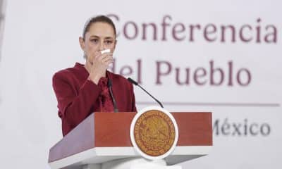 La presidenta de México, Claudia Sheinbaum, reacciona durante una rueda de prensa este jueves en Palacio Nacional de la Ciudad de México (México). EFE/ Isaac Esquivel