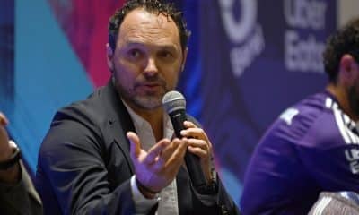 El Host City Mánager, Alejandro Hütt habla durante una rueda de prensa en la presentación del partido entre las leyendas de la FIFA y las leyendas de México en Monterrey (México). Imagen de archivo. EFE/ Miguel Sierra