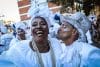 Artistas participan en el Desfile de Llamadas del Carnaval 2026 este viernes, en Montevideo (Uruguay). EFE/ Gastón Britos
