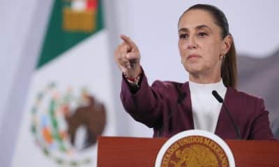 La presidenta de México, Claudia Sheinbaum, habla durante una rueda de prensa este jueves, en Palacio Nacional de la Ciudad de México (México). EFE/Mario Guzmán