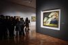Personas observan la muestra Relatos Modernos este lunes, obras emblemáticas de la Colección Gelman Santander en el Museo de Arte Moderno en Ciudad de México (México). EFE/ José Méndez