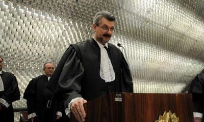 Fotografía del 5 de noviembre de 2011 cedida por el Tribunal Superior de Justicia de Brasil que muestra al magistrado Marco Buzzi. EFE/ Tribunal Superior de Justicia de Brasil