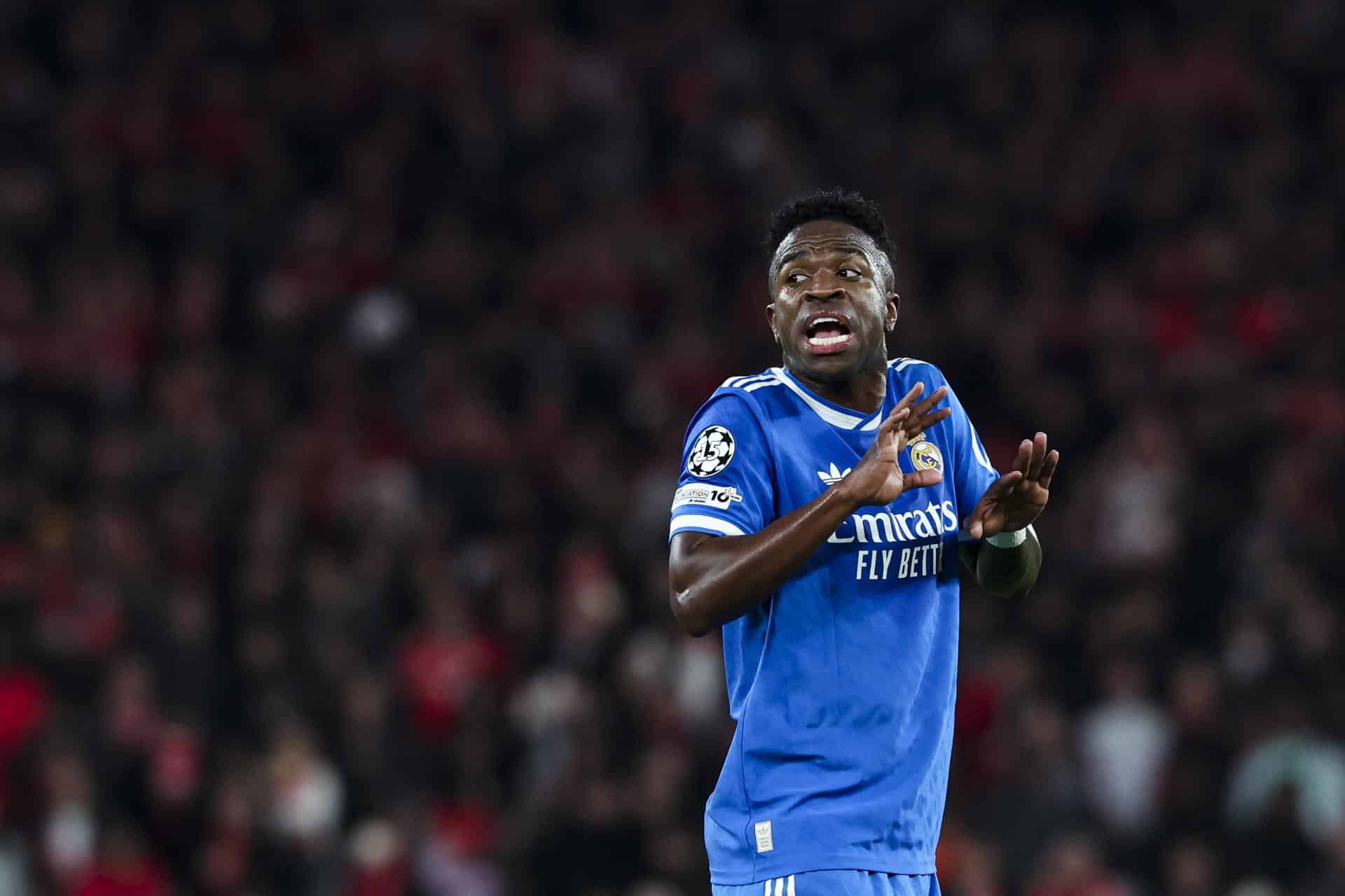 El jugador del Real Madrid, Vinicius Junior, durante el partido de Liga de Campeones ante el Benfica este martes 17. EFE/EPA/JOSE SENA GOULAO
