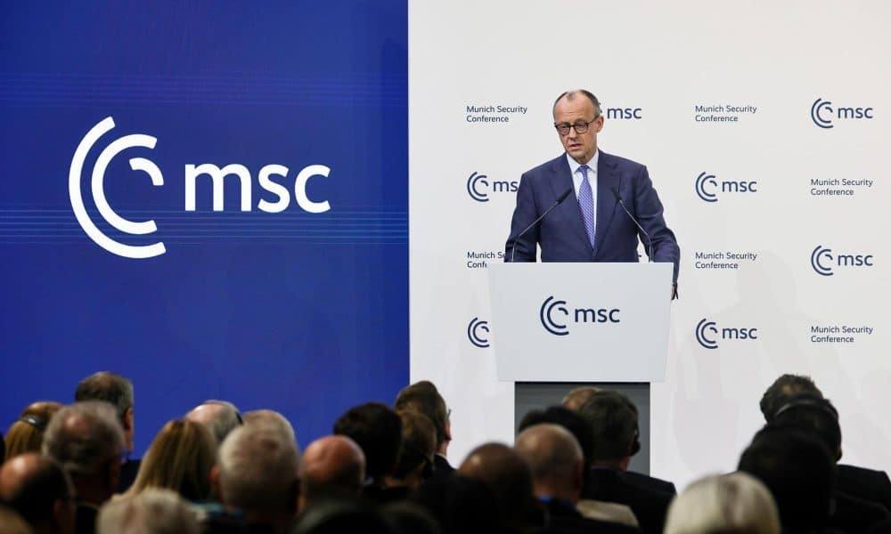 El canciller alemán, Friedrich Merz, durante su discurso inaugural en la conferencia. EFE/EPA/RONALD WITTEK