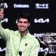 Carlos Alcaraz anunció tras su victoria en el Abierto de Australia que se hará un nuevo tatuaje conmemorativo EFE/EPA/JOEL CARRETT