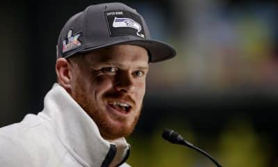 El mariscal de campo de Seattle Seahawks, Sam Darnold, compareció este lunes en Santa Clara (California) al tradicional Día de los Medios con miras al Super Bowl LX que se jugará el 8 de febrero en el Levi's Stadium. EFE/EPA/JOHN G. MABANGLO