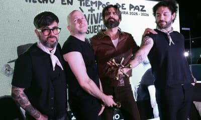 Los integrantes del grupo español Viva Suecia, Jess Fabric (i), Fernando Campillo (2-i), Alberto Cantúa (2-d) y Rafa Val (d), posan al finalizar una entrevista con EFE este sábado, en Ciudad de México (México). EFE/ Mario Guzmán