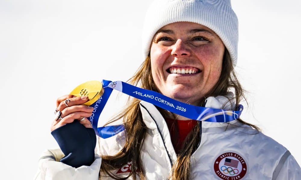 La esquiadora estadounidense Breezy Johnson, oro en descenso.EFE/EPA/JEAN-CHRISTOPHE BOTT