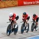Fotografía cedida por la Federación Chilena de Ciclismo que muestra a ciclistas durante una competencia de ciclismo de pista en Peñalolén (Chile). EFE/ Federación Chilena De Ciclismo