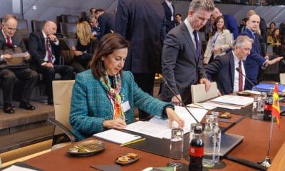 La ministra de Defensa de España, Margarita Robles, durante la reunión de ministros de Defensa de la OTAN en la sede de la Organización del Tratado del Atlántico Norte (OTAN) en Bruselas (Bélgica), el 12 de febrero de 2026. EFE/EPA/OLIVIER MATTHYS