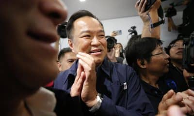 BANGKOK (Thailand), 08/02/2026.- El primer ministro de Tailandia, Anutin Charnvirakul, en una rueda de prensa en Bangkok. (Elecciones, Tailandia) EFE/EPA/NARONG SANGNAK