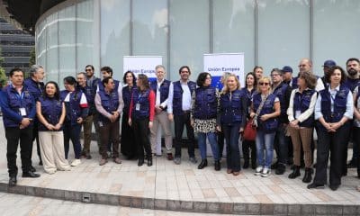 Integrantes de la Misión de Observación Electoral de la Unión Europea (UE) posan previo a una rueda de prensa este miércoles, en Bogotá (Colombia). EFE/ Carlos Ortega