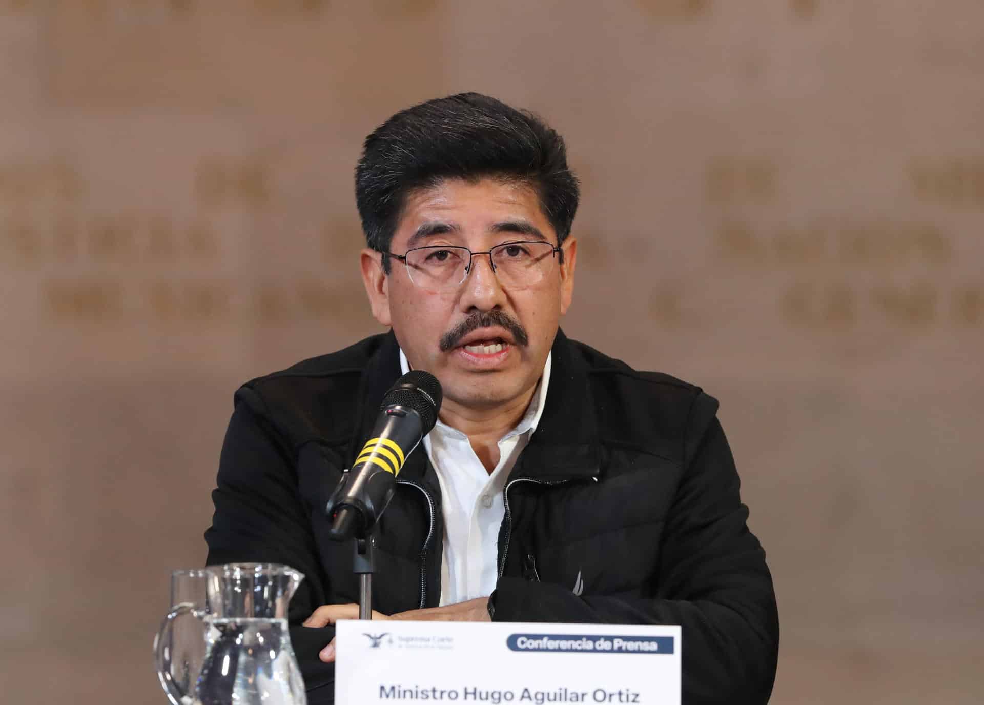 El presidente de la Suprema Corte de Justicia de la Nación de México, Hugo Aguilar Ortiz, habla en una rueda de prensa en Ciudad de México (México). Imagen de archivo. EFE/ Mario Guzmán
