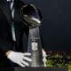 El trofeo Vince Lombardi es exhibido en San Jose, California. El Super Bowl LX lo disputarán el 8 de febrero los Patriots contra los Seahawks en el Levi's Stadium en Santa Clara, California. EFE/EPA/JOHN G. MABANGLO