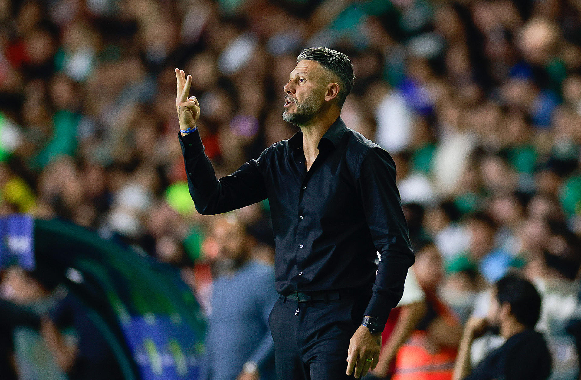 Foto de archivo de Martín Demichelis cuando entrenaba al Monterrey. EFE/ Luis Ramírez