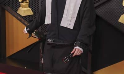 La cantautora estadounidense Billie Eilish asiste a la alfombra roja de la 68.ª edición anual de los Premios Grammy en el Crypto.com Arena, en Los Ángeles, California (EE. UU.), el 1 de febrero de 2026. EFE/JILL CONNELLY