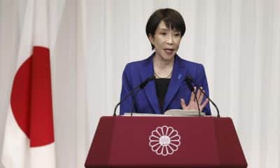 Tokio (Japón), 09/02/2026.- La primera ministra de Japón, Sanae Takaichi, líder del gobernante Partido Liberal Democrático (PLD), habla durante una conferencia de prensa en la sede del PLD, que obtuvo más de dos tercios de los escaños en la Cámara de Representantes en una victoria aplastante. EFE/EPA/FRANCK ROBICHON / POOL