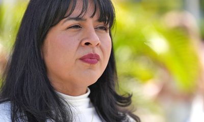 Los latinos deben "explotar su poder político"