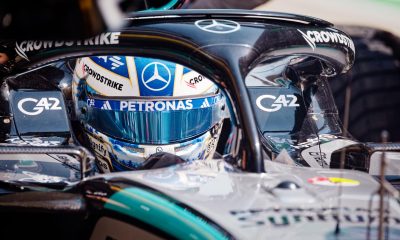 El británico George Russell (Mercedes) durante la jornada de clasificación en la carrera al esprint del Gran Premio de China, este viernes 13 en Shanghái. EFE/EPA/ALEX PLAVEVSKI