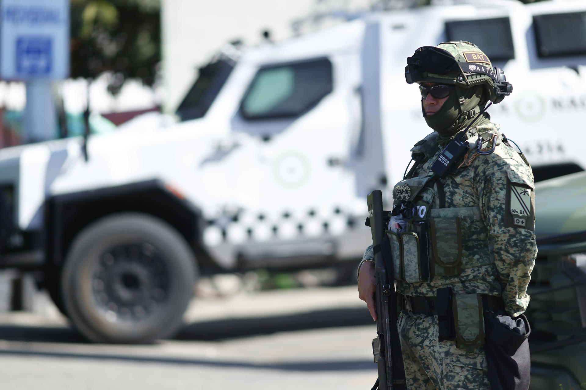 Autoridades mexicanas detuvieron este jueves en Ciudad de México a nueve personas que formaban parte de un grupo delictivo dedicado al narcomenudeo, extorsión, robo en diferentes modalidades, secuestro y delincuencia organizada. Imagen de archivo. EFE/ Francisco Guasco