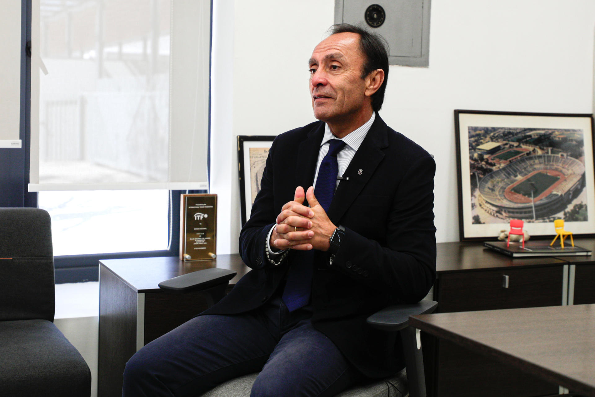 El ministro de Deporte de Chile, Jaime Pizarro, admite en entrevista con EFE la importancia del respaldo otorgado por el Senado de su país para llegar a la inminente aprobación de la reforma a la Ley de Sociedades Anónimas Deportivas (SADP). EFE/ Ailen Díaz