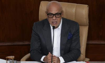 El presidente del Parlamento de Venezuela, el chavista Jorge Rodríguez, habla durante una sesión de la Asamblea Nacional este martes, en Caracas (Venezuela). EFE/ Ronald Peña R