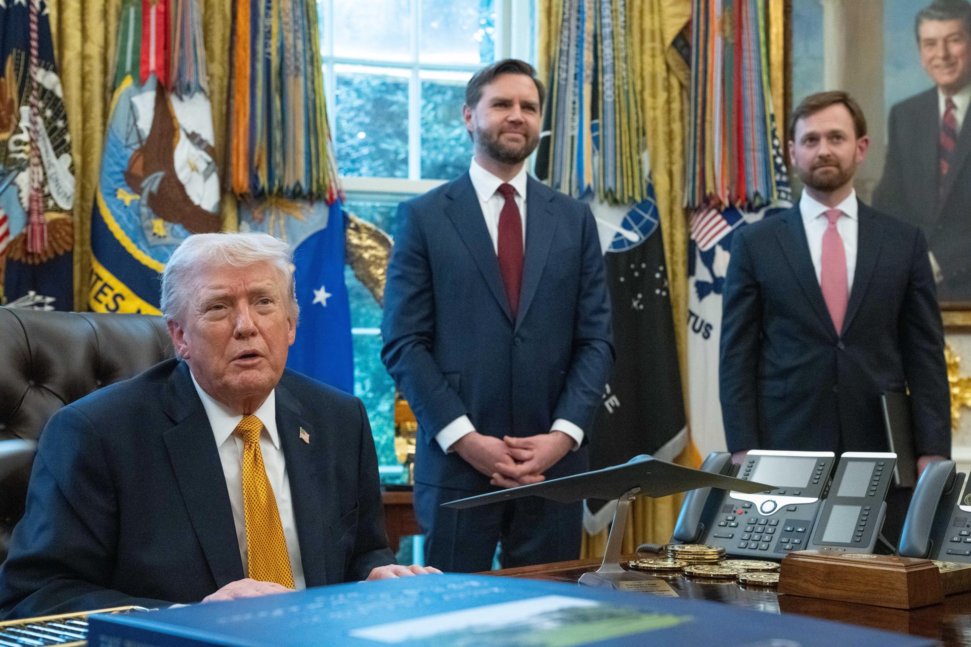 EFE/EPA/AARON SCHWARTZ / POOL