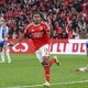 El jugador del Benfica Leandro Barreiro celebra el 2-2 ante el FC Porto en Da Luz, Lisboa. EFE/EPA/MIGUEL A. LOPES