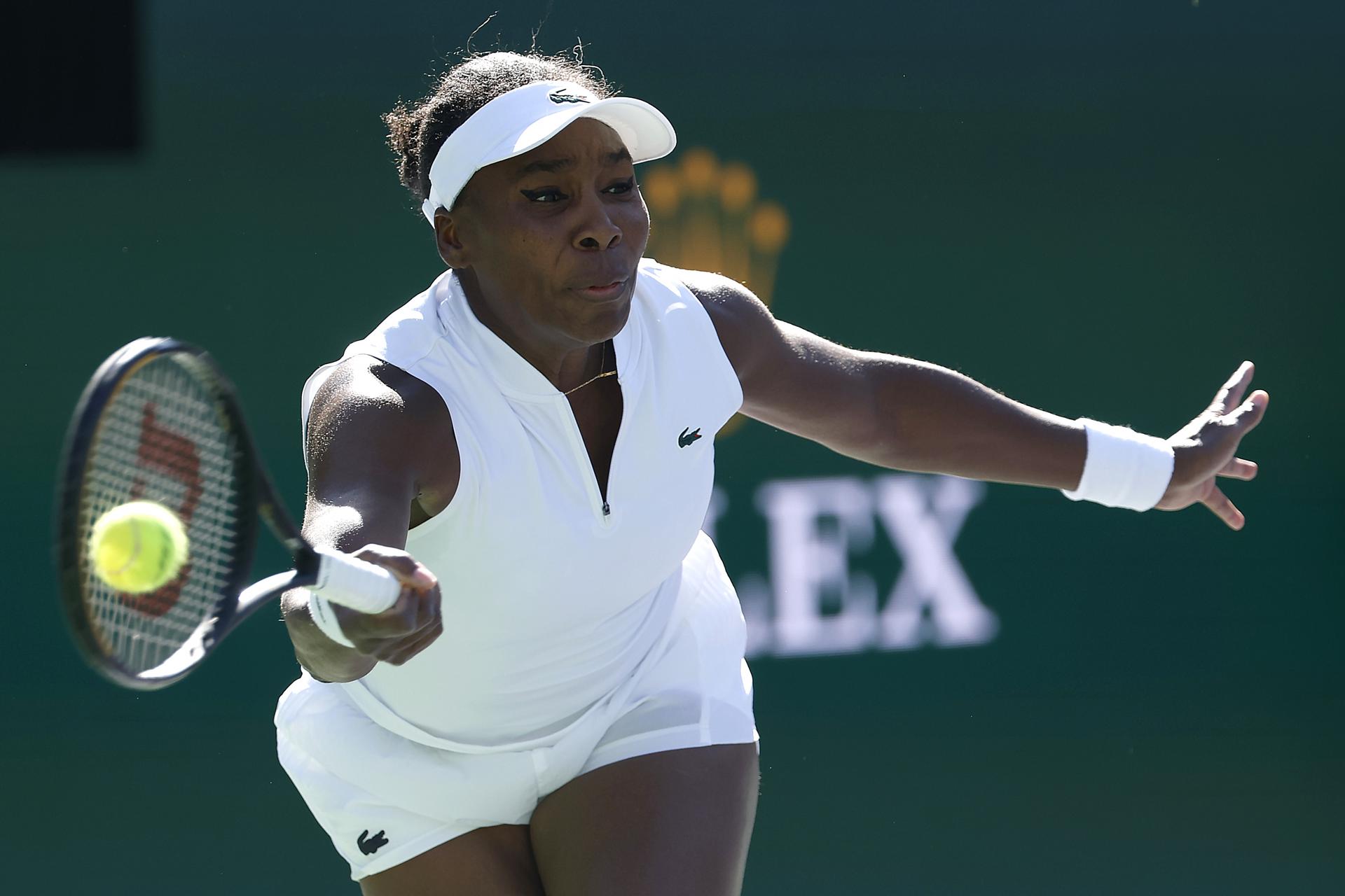 Venus Williams cayó frente a la francesa Diane Parry en la primera ronda de Indian Wells, este 5 de marzo de 2026. EFE/EPA/JOHN G. MABANGLO