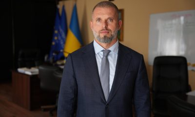 El ministro de Deportes de Ucrania, Matví Bidni, reprochó en una entrevista con EFE al Comité Paralímpico Internacional (CPI) su supuesta falta de coherencia por su decisión de readmitir a Rusia en los Juegos de Milán-Cortina pese a que la guerra que motivó su expulsión de las anteriores Paralimpiadas sigue todavía en marcha. Bidni destacó, además, la importancia de que la FIFA no siga el mismo camino que el Comité Paralímpico y mantenga el veto a la participación de Rusia en las competiciones internacionales de fútbol. EFE/Oficina del ministro/SOLO USO EDITORIAL/SOLO DISPONIBLE PARA ILUSTRAR LA NOTICIA QUE ACOMPAÑA (CRÉDITO OBLIGATORIO)