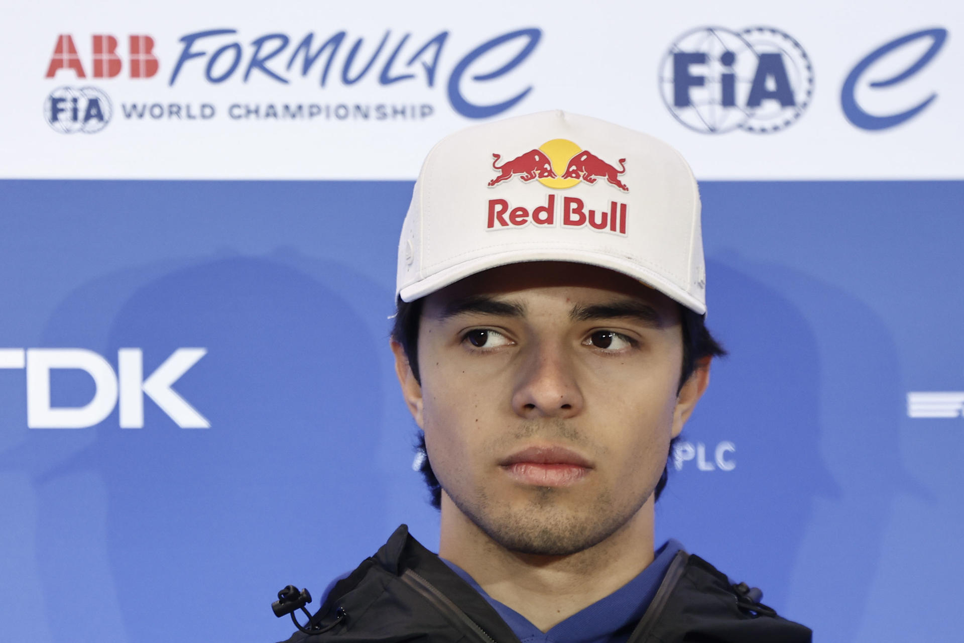 El piloto catalán Pepe Martí (Cupra Kiro) durante la rueda de prensa este viernes en el circuito del Jarama en Madrid. EFE/ Sergio Pérez