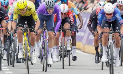 l belga Jasper Philipsen (Alpecin), en la 88 edición de la clásica belga En los Campos de Flandes, anteriormente llamada Gante-Wevelgem, disputada a través de 240,9 km,a. EFE/EPA/OLIVIER MATTHYS