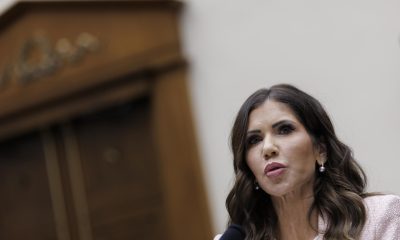 Fotografía de la secretaria del Departamento de Seguridad Nacional (DHS), Kristi Noem. EFE/Will Oliver