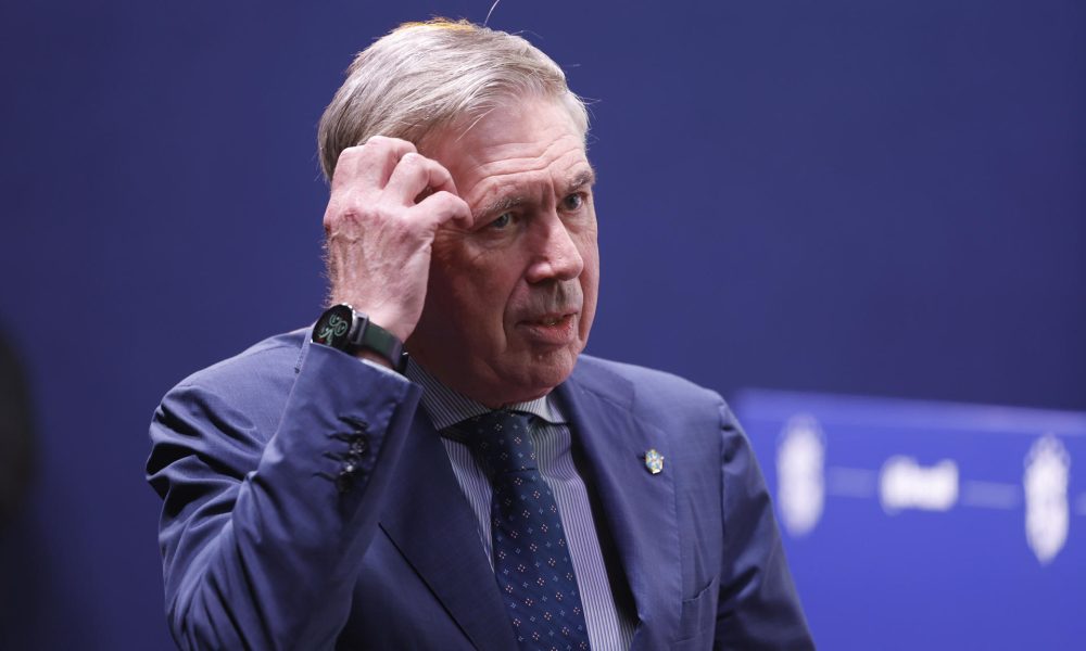 El seleccionador brasileño de fútbol, Carlo Ancelotti, lamentó este lunes la grave lesión sufrida por el delantero Rodrygo que le marginará del Mundial de 2026, y afirmó que la Canarinha lo esperará en el próximo Mundial. EFE/ Antonio Lacerda