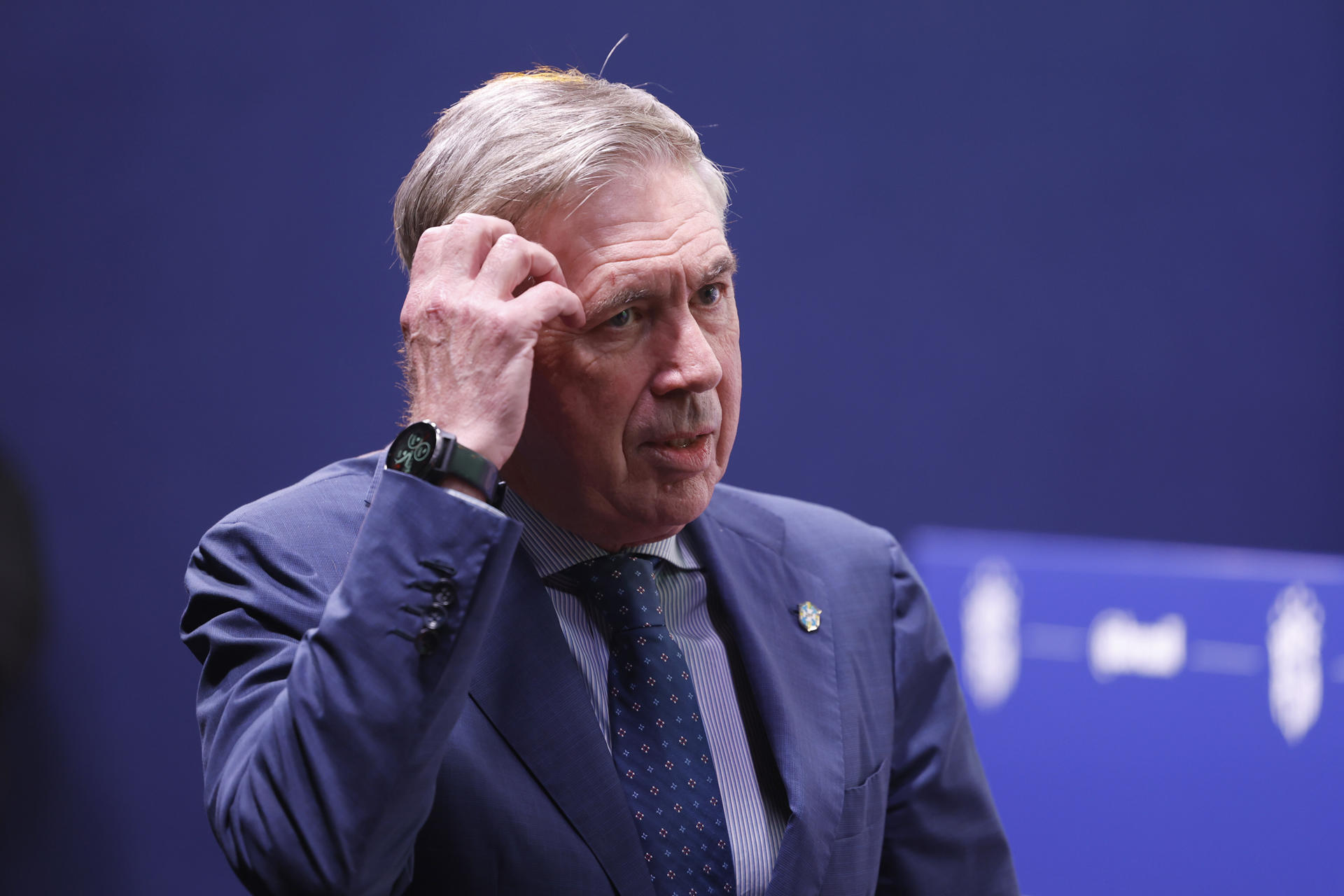 El seleccionador brasileño de fútbol, Carlo Ancelotti, lamentó este lunes la grave lesión sufrida por el delantero Rodrygo que le marginará del Mundial de 2026, y afirmó que la Canarinha lo esperará en el próximo Mundial. EFE/ Antonio Lacerda