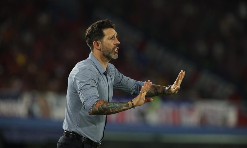 Fotografía de archivo del entrenador uruguayo Jorge Bava, quien este miércoles ha sido desvinculado del Cerro Porteño paraguayo. EFE/ Juan Pablo Pino