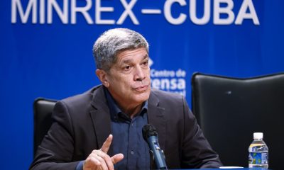 El viceministro de Asuntos Exteriores de Cuba, Carlos Fernández de Cossío, habla durante una rueda de prensa en La Habana (Cuba). Imagen de archivo. EFE/ Ernesto Mastrascusa