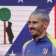 El delantero francés del Atlético de Madrid Antoine Griezmann antes del partido de la jornada 27 de Liga que disputan este sábado Atlético de Madrid y Real Sociedad en el estadio Metropolitano de Madrid. EFE/Mariscal