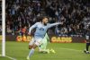 El delantero del Celta Borja Iglesias celebra su gol durante el partido de la jornada 27 de LaLiga que Celta de Vigo y Real Madrid disputan este viernes en el estadio de Balaídos, en Vigo. EFE/Lavandeira
