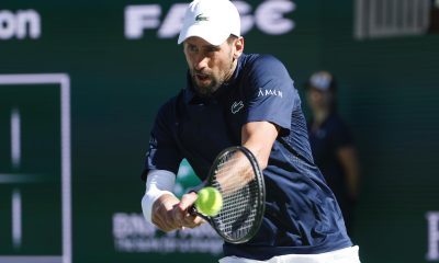 El serbio Novak Djokovic debió exigirse a fondo este sábado para derrotar al polaco Kamil Majchrzak y avanzar a la tercera ronda del Masters 1.000 de Indian Wells.EFE/EPA/JOHN G. MABANGLO