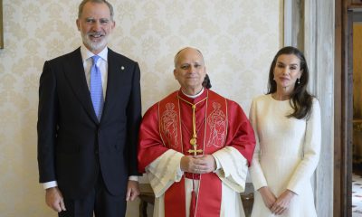 Los reyes de España y León XIV. EFE/Vatican Media/Simone Risoluti SOLO USO EDITORIAL/SOLO DISPONIBLE PARA ILUSTRAR LA NOTICIA QUE ACOMPAÑA (CRÉDITO OBLIGATORIO)