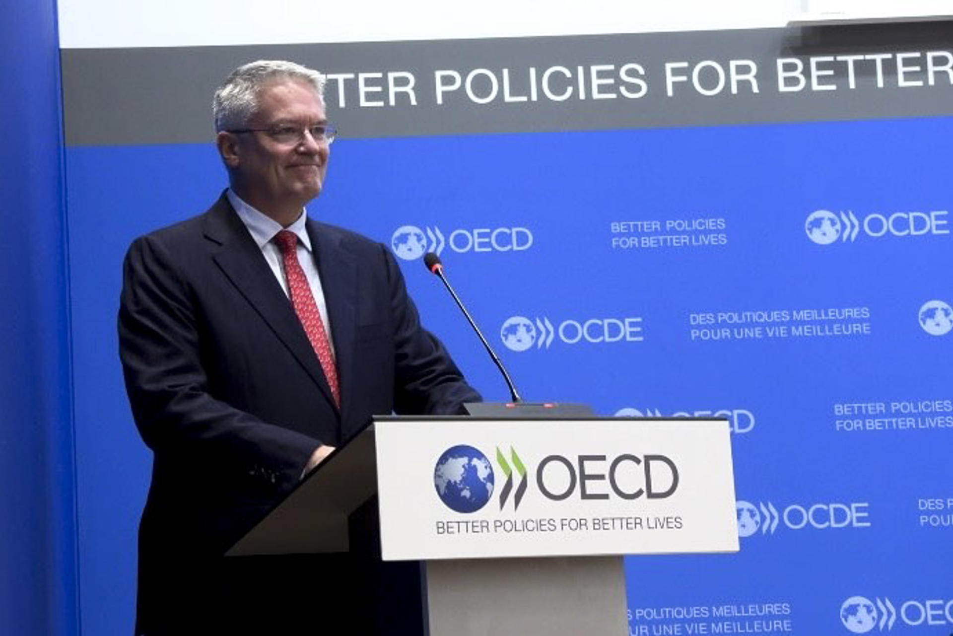 El secretario general de la OCDE, Mathias Cormann, durante un acto en París (Francia). . EFE/ Pol Lloberas