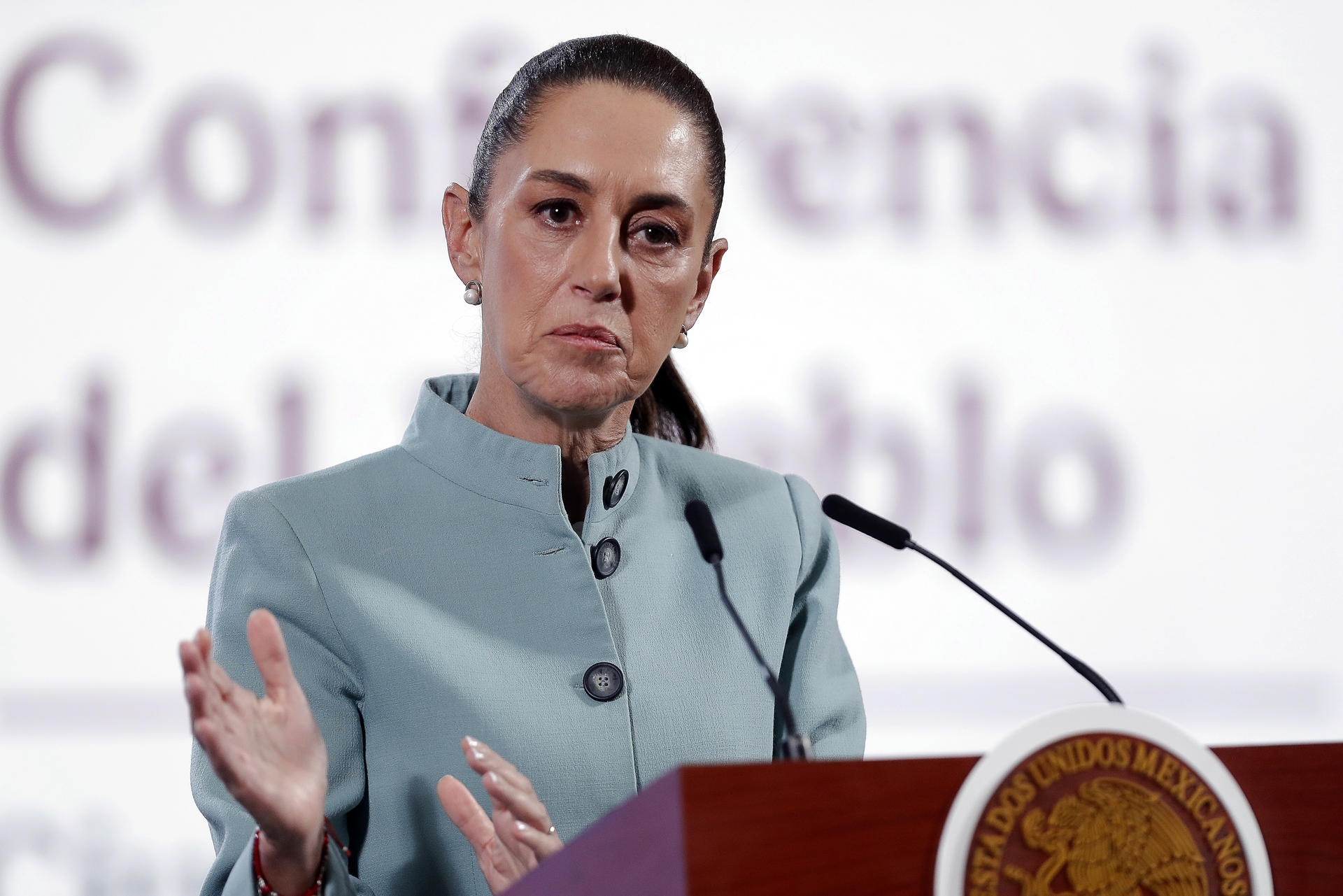 La presidenta de México, Claudia Sheinbaum, participa durante una rueda de prensa matutina en Palacio Nacional de la Ciudad de México (México). Imagen de archivo. EFE/ Isaac Esquivel