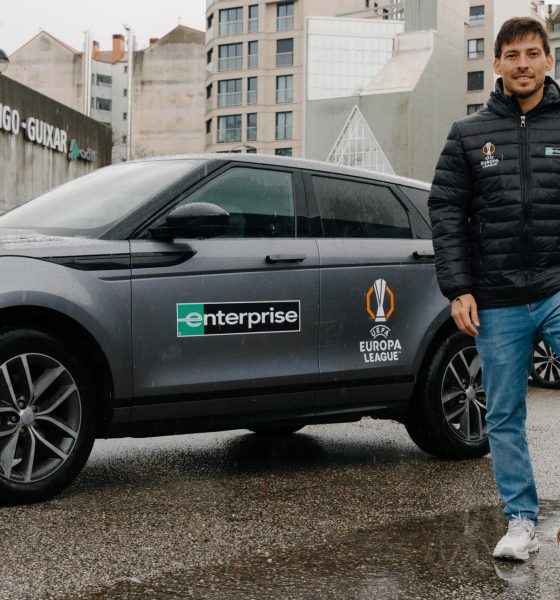 David Silva atiende a EFE desde México, donde se encuentra estos días trabajando para la FIFA. El campeón del mundo y uno de los seis futbolistas que tiene una estatua fuera del Etihad Stadium, admite que no tiene mucho tiempo para ver fútbol, pero la eliminatoria entre el Manchester City y el Real Madrid no se la perdió. EFE/Manuel Sánchez