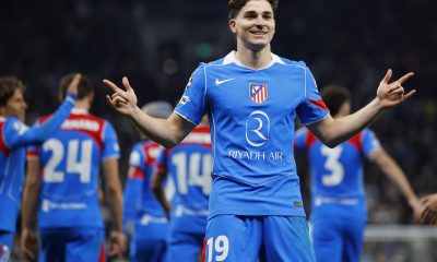 Los jugadores del Atletico Madrid Julian Alvarez celebra un gol durante el partido de vuelta de los octavos de final de la UEFA Champions League que han jugado Tottenham Hotspurs y Atletico Madrid en Londres. EFE/EPA/TOLGA AKMEN