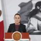 La presidenta de México, Claudia Sheinbaum, habla en una rueda de prensa este martes, en el Palacio Nacional de la Ciudad de México (México). EFE/ Isaac Esquivel