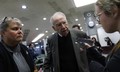 El senador estadounidense Chuck Grassley llega a votar en el Capitolio de los Estados Unidos, Washington D.C., EE. UU., 4 de marzo de 2026.EFE/WILL OLIVER